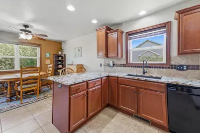 1429 Plains Avenue, Neenah, WI 54956 - Photo 15