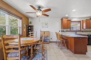 1429 Plains Ave, Neenah, WI 54956 - Photo 9