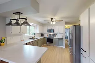 1222 E 18th St, Marshfield, WI 54449 - Photo 23