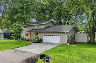 1222 E 18th St, Marshfield, WI 54449 - Photo 3