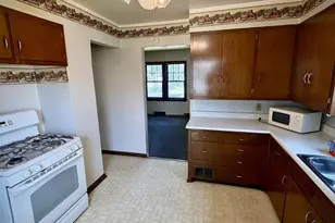 711 Rosecrans St, Wausau, WI 54401 - Photo 9