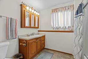 1407 S Washington Ave, Marshfield, WI 54449 - Photo 27