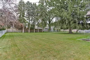 2619 Oakwood Blvd, Wausau, WI 54403 - Photo 5