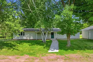 11555 Eisenhower Dr, Chili, WI 54420 - Photo 5