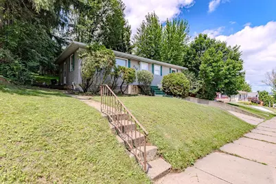 212 N 11th Avenue, Wausau, WI 54401 - Photo 7