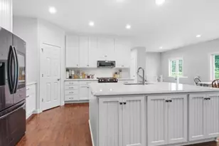 3205 W McMillan St, Marshfield, WI 54449 - Photo 13