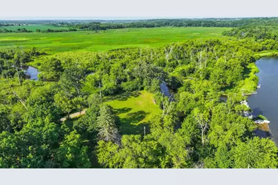 35504 Delmonte Drive, Spring Prairie, WI 53105 - Photo 13