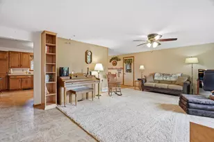 1103 Weister Ct, Marshfield, WI 54449 - Photo 5