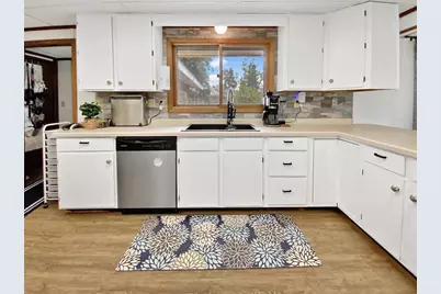 5364 Lily Court, Stevens Point, WI 54481 - Photo 9