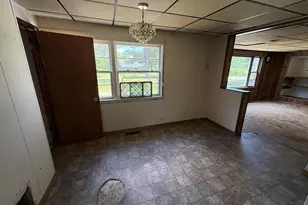 1697 Greenfield Ave, Wisconsin Rapids, WI 54495 - Photo 5