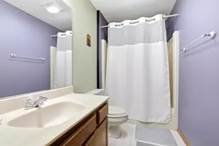 2633 Sunset Blvd #Unit #2, Stevens Point, WI 54481 - Photo 19