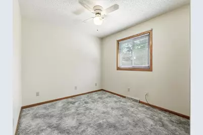 410 Hawthorne Avenue, Plover, WI 54467 - Photo 29