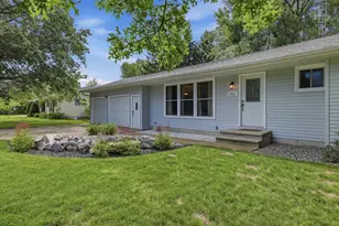 2921 River Dr, Plover, WI 54467 - Photo 5