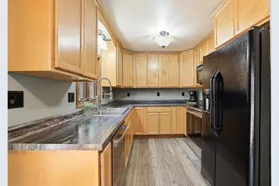 9410 Four Mile Lane, Wisconsin Rapids, WI 54494 - Photo 11