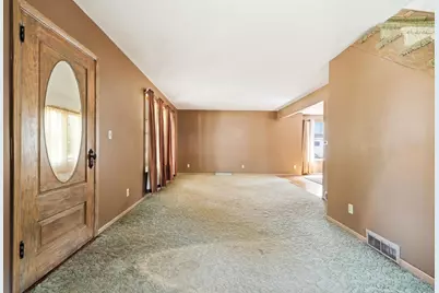 449 W Clark Street, Stevens Point, WI 54481 - Photo 7