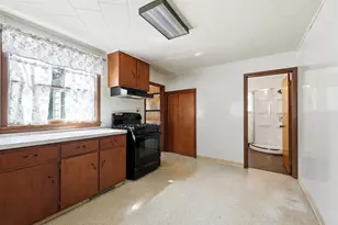 449 W Clark St, Stevens Point, WI 54481 - Photo 19