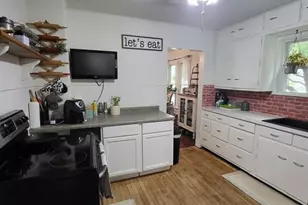 812 E Bridge St, Wausau, WI 54403 - Photo 5