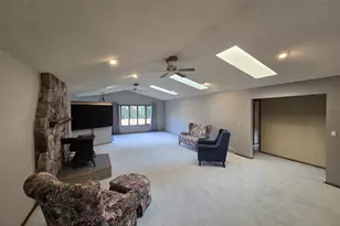 8040 White Pine Dr, Wisconsin Rapids, WI 54494 - Photo 7