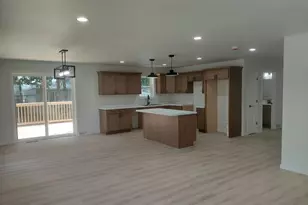 701 Munes St, Athens, WI 54411 - Photo 5