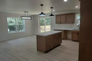 701 Munes St, Athens, WI 54411 - Photo 3