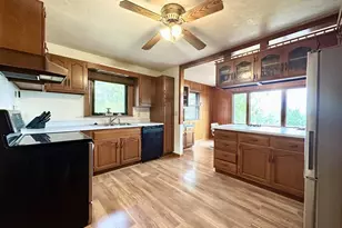 N10562 W Isle Of Pines Dr, Elcho, WI 54428 - Photo 7