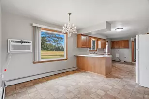 1412 N Oak Ave, Marshfield, WI 54449 - Photo 7