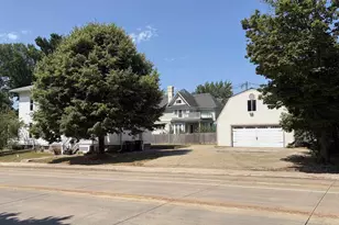 201 W 4th St, Marshfield, WI 54449 - Photo 13