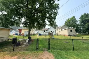1802 W 1st St, Merrill, WI 54452 - Photo 15