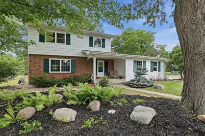 703 Sunset Avenue, Stevens Point, WI 54481 - Photo 3