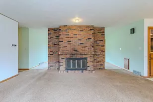 819 Broadway Ave, Wausau, WI 54403 - Photo 7