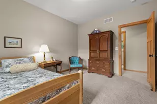 1945 Sunny Brook Ct, Plover, WI 54467 - Photo 33