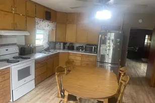 1014 Division St, Withee, WI 54498 - Photo 3