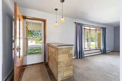 211 Meadow Street, Stevens Point, WI 54481 - Photo 7