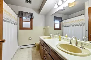 211 Meadow St, Stevens Point, WI 54481 - Photo 41