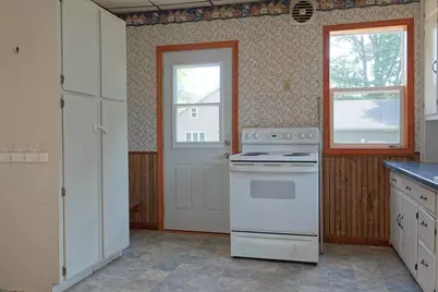 530 W Maple Street, Medford, WI 54451 - Photo 7