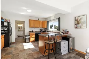 1908 Madison St, Stevens Point, WI 54481 - Photo 17