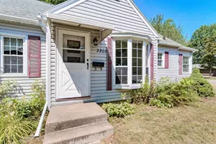 2202 Zimmerman St, Wausau, WI 54403 - Photo 5