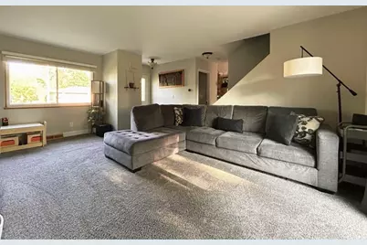 2916 Lindbergh Avenue, Stevens Point, WI 54481 - Photo 5