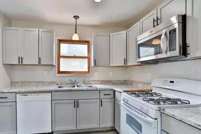 834 S 11th Avenue, Wausau, WI 54401 - Photo 9