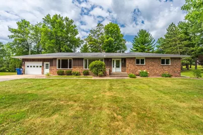 812 S 84th Avenue, Wausau, WI 54401 - Photo 5