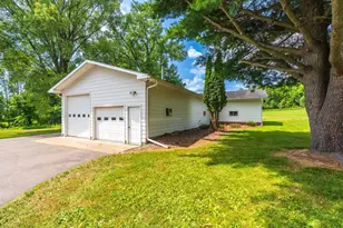812 S 84th Ave, Wausau, WI 54401 - Photo 9