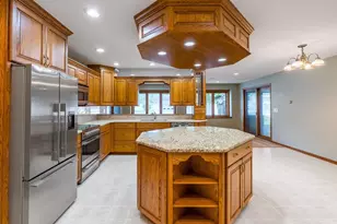 812 S 84th Ave, Wausau, WI 54401 - Photo 17
