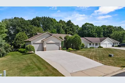 1201 W 11th Street, Marshfield, WI 54449 - Photo 3