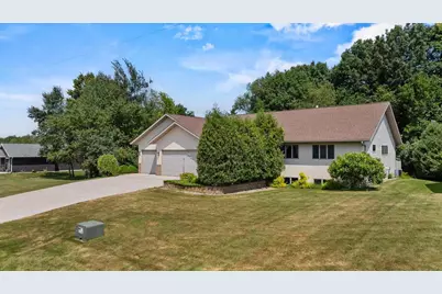 1201 W 11th Street, Marshfield, WI 54449 - Photo 3