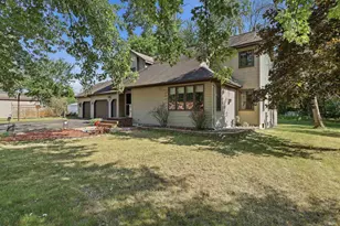 1007 W 3rd St, Nekoosa, WI 54457 - Photo 5