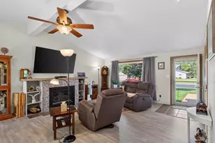 840 Fawn Ln, Port Edwards, WI 54467 - Photo 5