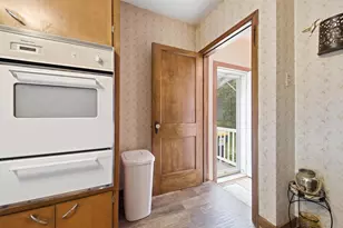 314 W Doege St, Marshfield, WI 54449 - Photo 7