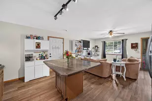 1001 Williams St, Stevens Point, WI 54481 - Photo 11