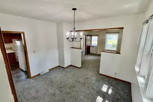 1914 Emerson St, Wausau, WI 54403 - Photo 7