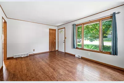 1108 Brown Street, Wausau, WI 54403 - Photo 9